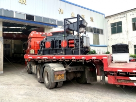 1000x700中型液壓對輥午夜成人电影在线观看設備發貨