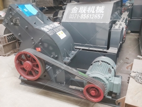 pc400*300小型錘式午夜成人电影在线观看發貨_發往內蒙古_破碎煤渣